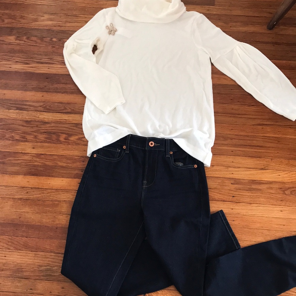 NWT Lou & Grey sweater
